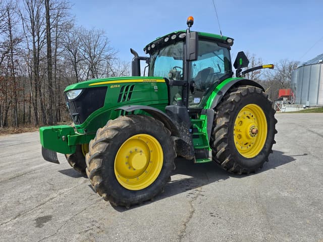 Image of John Deere 6215R equipment image 3