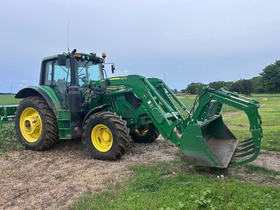 Image of John Deere 6130M equipment image 1
