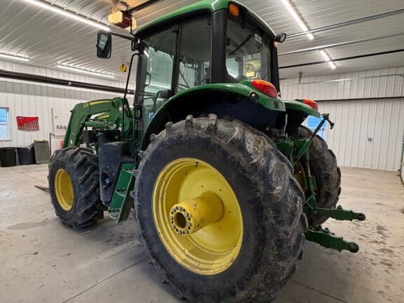 Image of John Deere 6130M equipment image 2