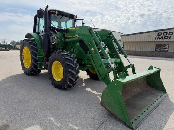 Image of John Deere 6130M equipment image 1