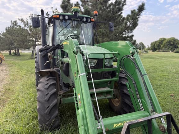 Image of John Deere 6130M equipment image 2
