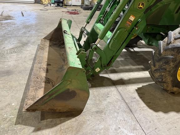 Image of John Deere 6130R equipment image 2
