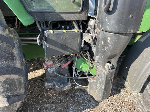 Image of John Deere 6130R equipment image 1