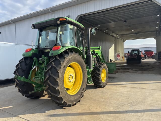 Image of John Deere 6135E equipment image 2