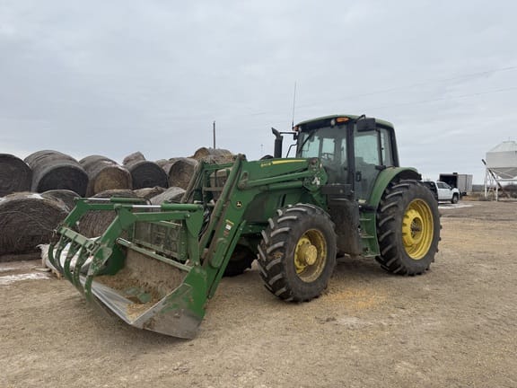 2019 John Deere 6145M Equipment Image0