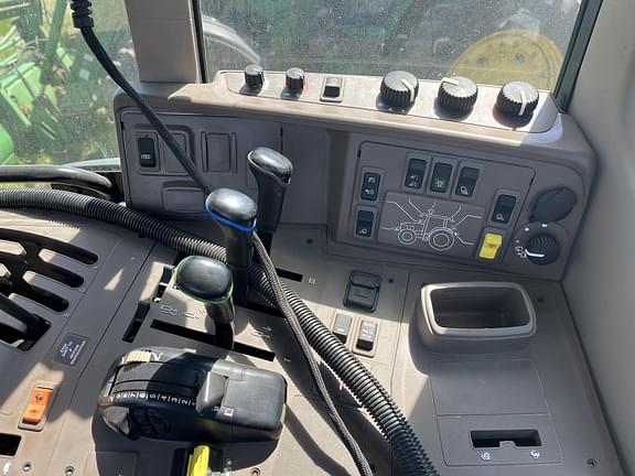 Image of John Deere 6145M equipment image 4
