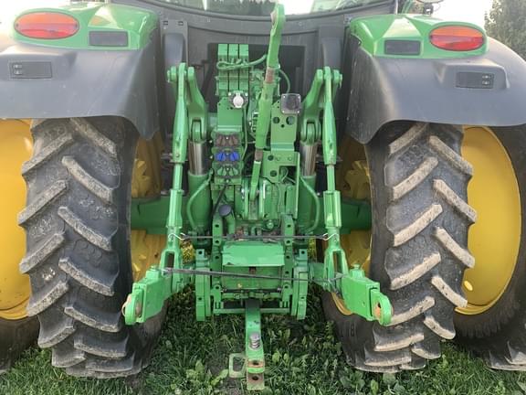 Image of John Deere 6145R equipment image 3