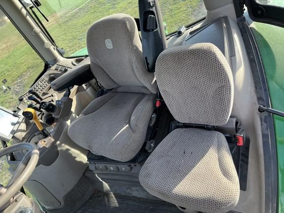 Image of John Deere 6145R equipment image 3
