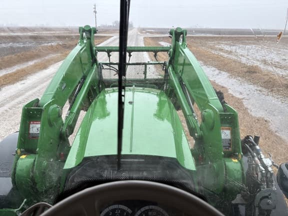 Image of John Deere 6145R equipment image 3