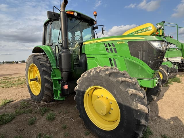Image of John Deere 6155M equipment image 4