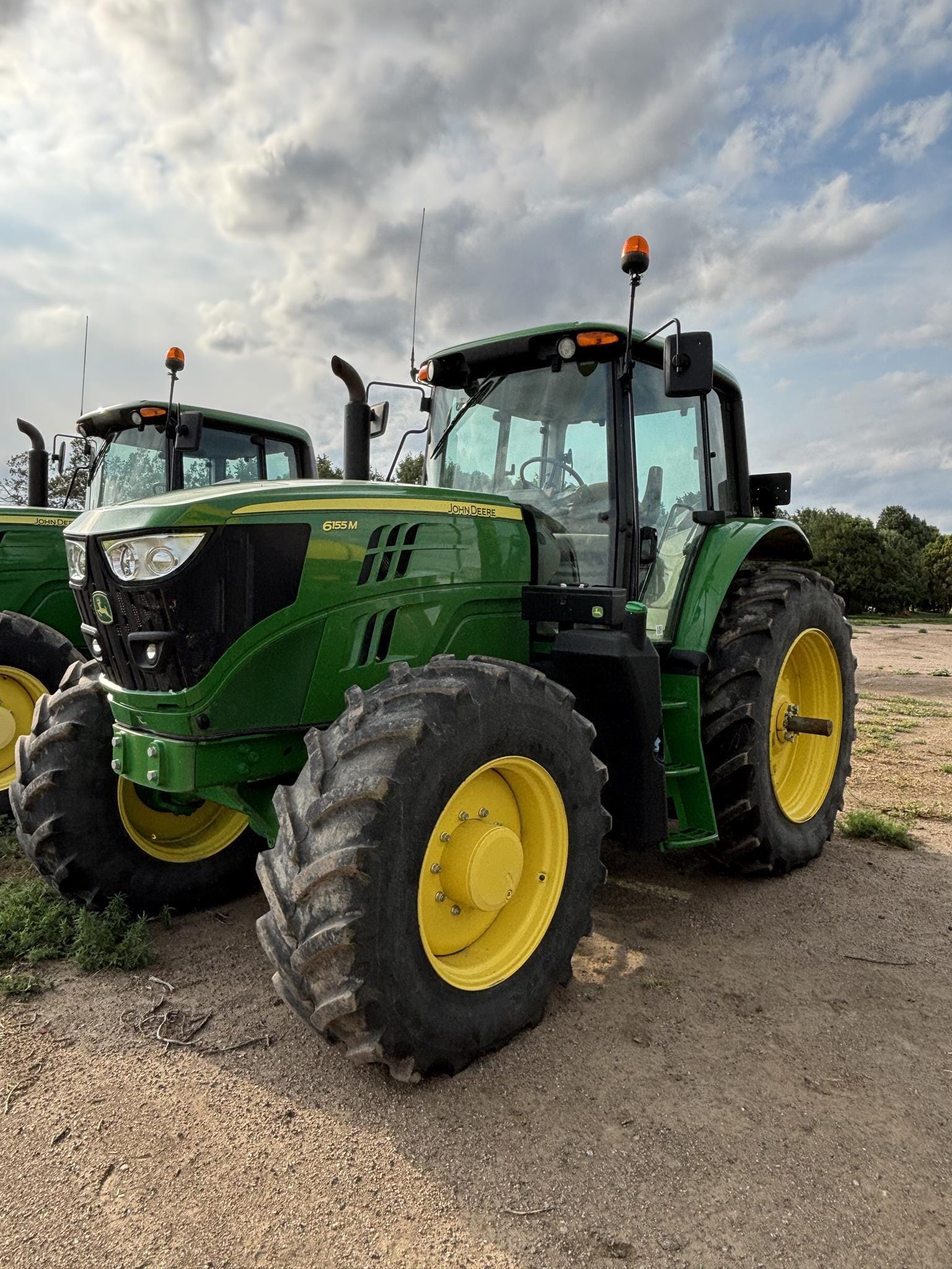 2019 John Deere 6155M Equipment Image0