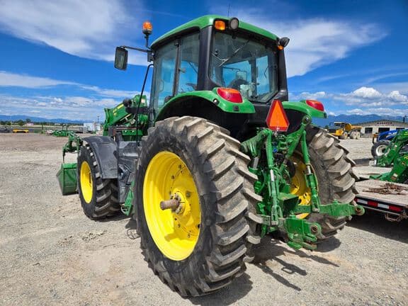 Image of John Deere 6155M equipment image 2