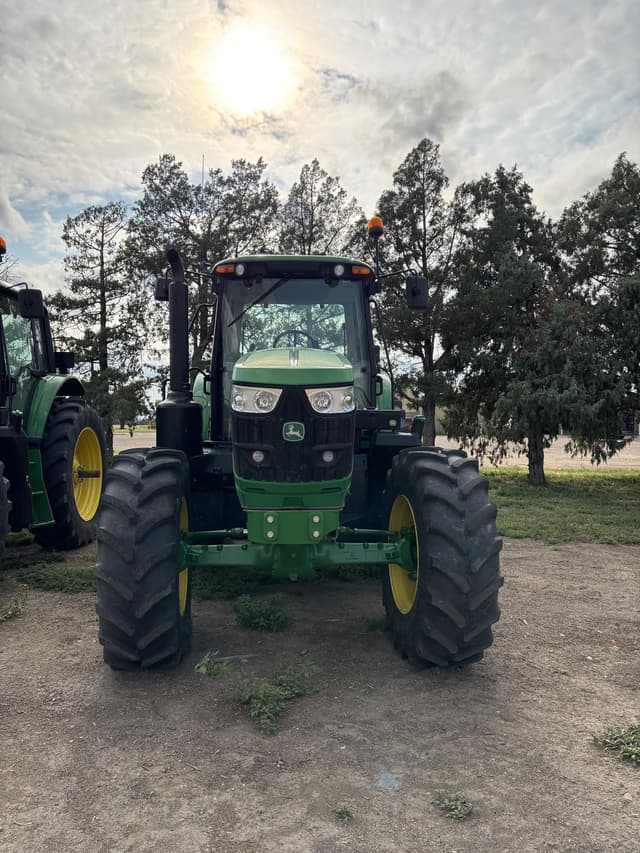 Image of John Deere 6155M equipment image 1