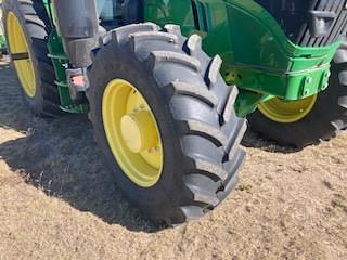 Image of John Deere 6155M equipment image 4