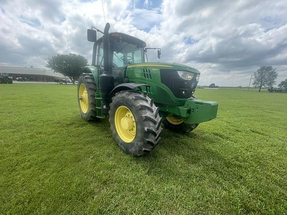 Image of John Deere 6155M equipment image 2