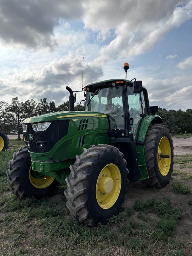 Image of John Deere 6155M equipment image 1
