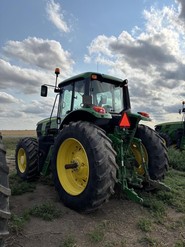 Image of John Deere 6155M equipment image 2