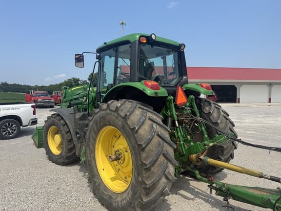 Image of John Deere 6155M equipment image 3