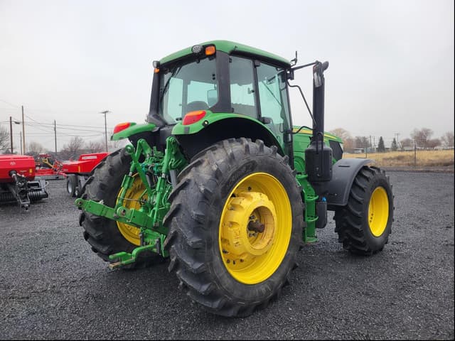 Image of John Deere 6155M equipment image 2