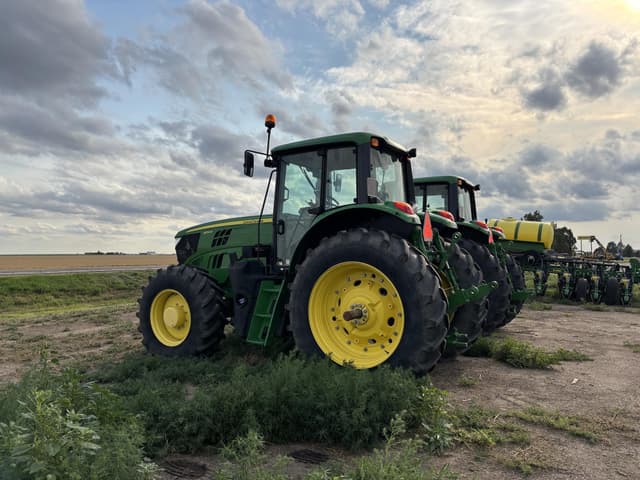 Image of John Deere 6155M equipment image 3