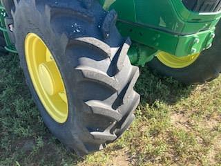 Image of John Deere 6155M equipment image 4