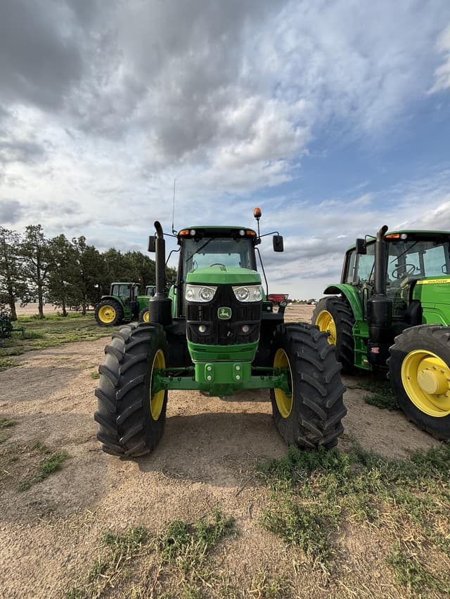 Image of John Deere 6155M equipment image 2