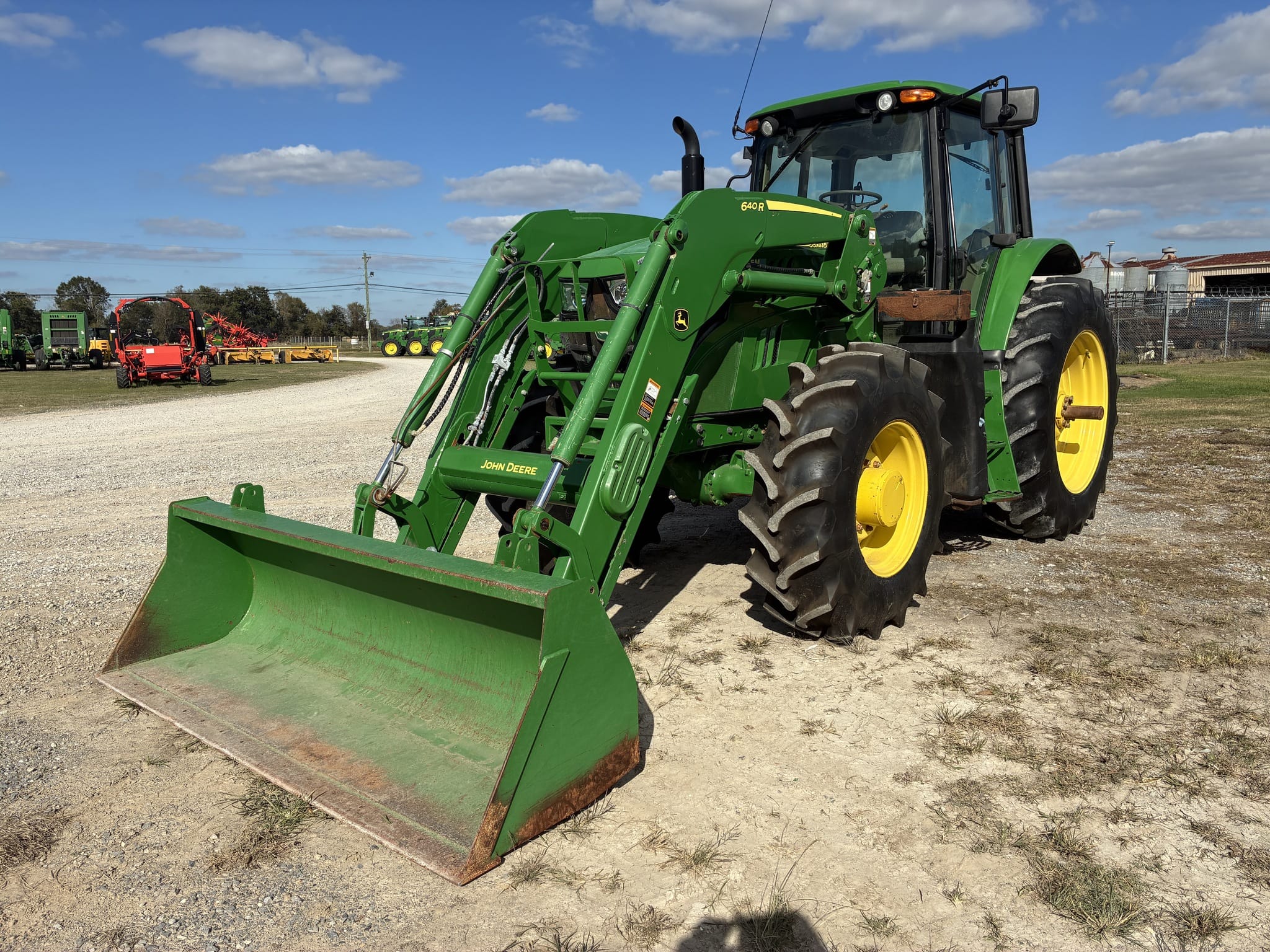 2019 John Deere 6155M Equipment Image0