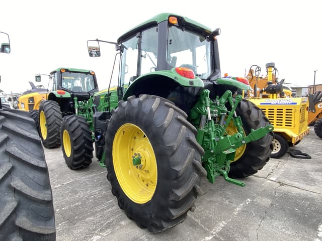 Image of John Deere 6155M equipment image 1