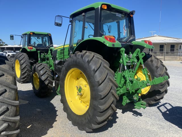 Image of John Deere 6155M equipment image 1