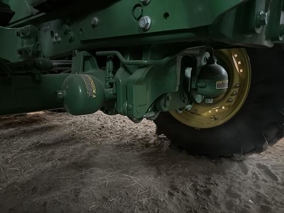 Image of John Deere 6155R equipment image 3