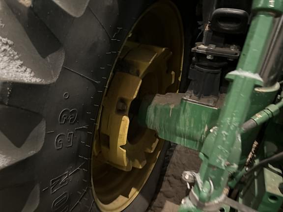 Image of John Deere 6155R equipment image 4