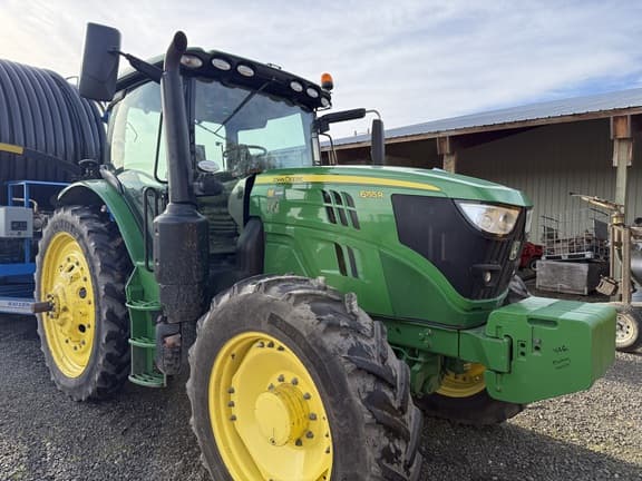 Image of John Deere 6155R equipment image 4