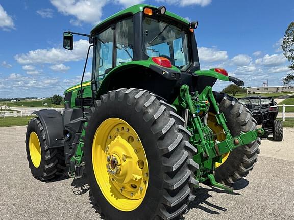 Image of John Deere 6175M equipment image 4