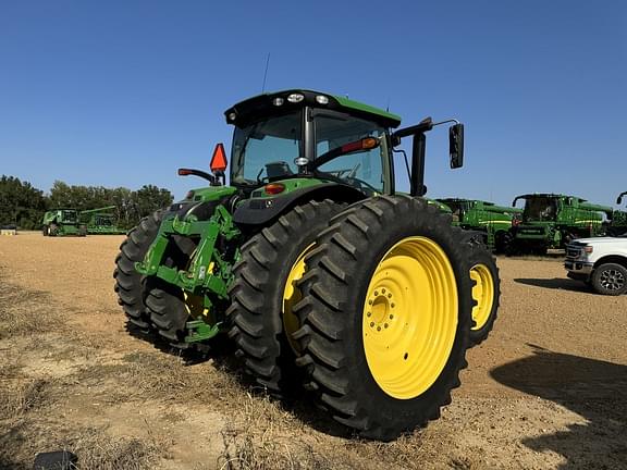 Image of John Deere 6175R equipment image 4