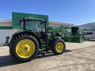 Main image John Deere 6175R 3