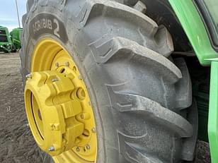 Main image John Deere 6175R 32