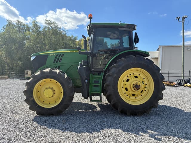Image of John Deere 6175R equipment image 1