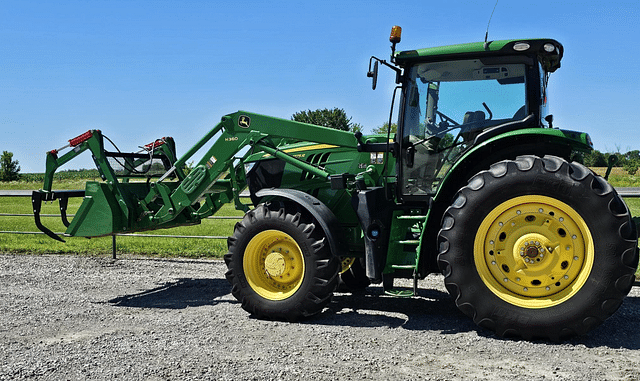 Image of John Deere 6175R equipment image 3