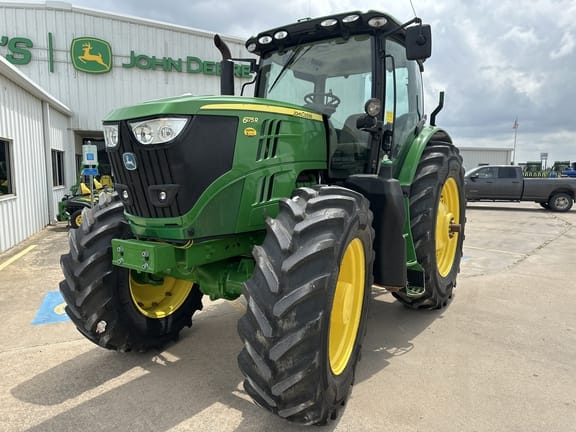2019 John Deere 6175R Equipment Image0