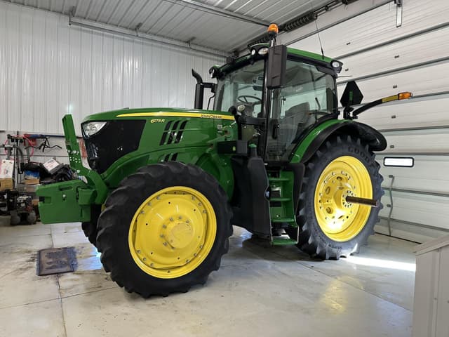 Image of John Deere 6175R equipment image 2