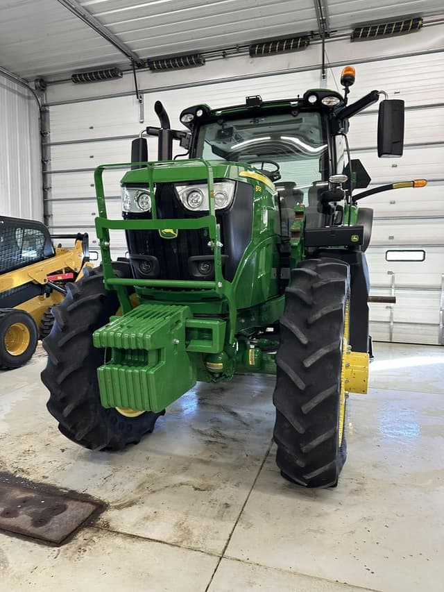 Image of John Deere 6175R equipment image 3