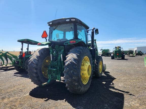 Image of John Deere 6175R equipment image 4