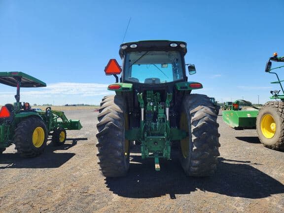 Image of John Deere 6175R equipment image 3