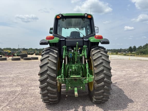 Image of John Deere 6195M equipment image 2