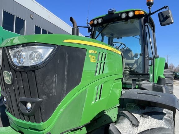 Image of John Deere 6195M equipment image 1