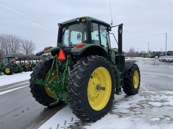 Image of John Deere 6195M equipment image 3