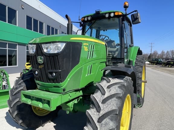 Image of John Deere 6195M equipment image 2