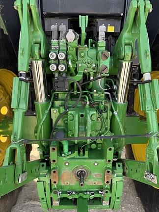 Image of John Deere 6195M equipment image 3