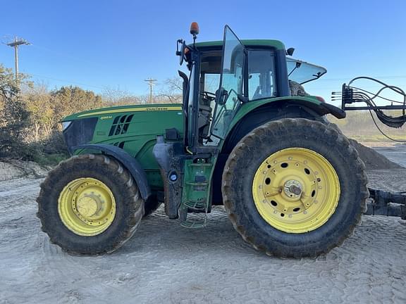 Image of John Deere 6195M equipment image 1