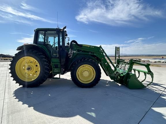 Image of John Deere 6195M equipment image 4